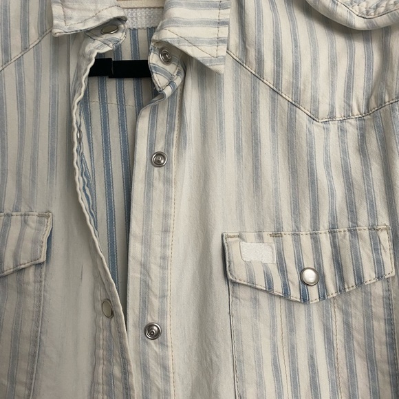 We The Free Dylan Railroad Stripe Top - Picture 7 of 9